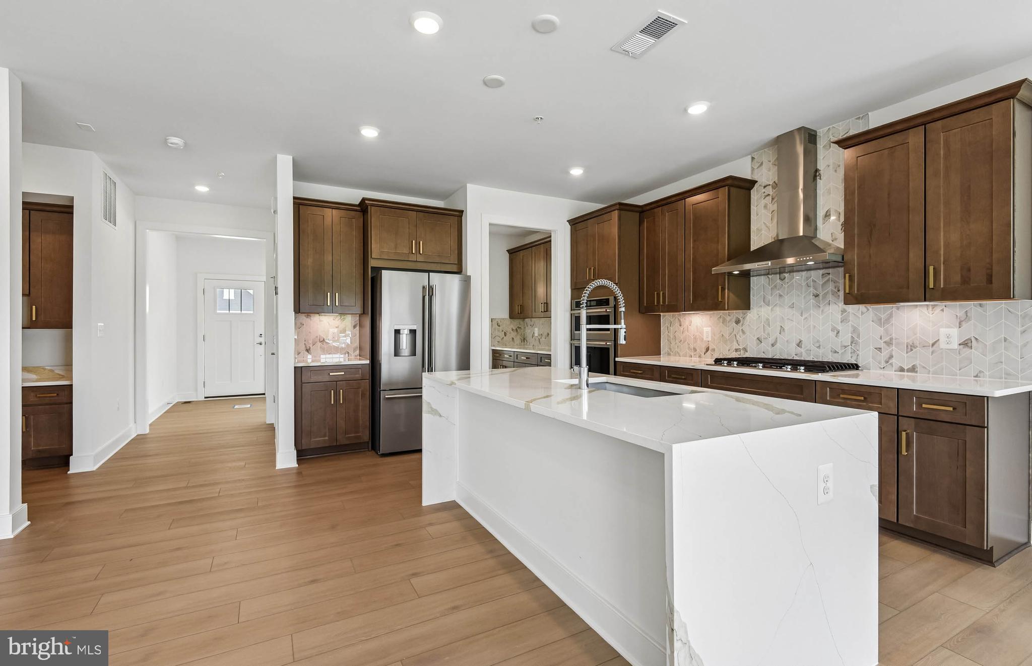 22521 Sculpin Brk Road Boyds, MD 20841 - Photo 11 of 58 Kitchen - Actual Home