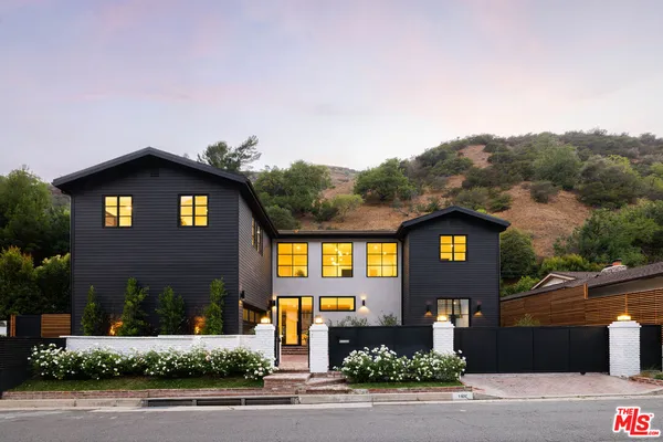 $30,000 | 1937 North Beverly Drive, Beverly Hills, CA 90210