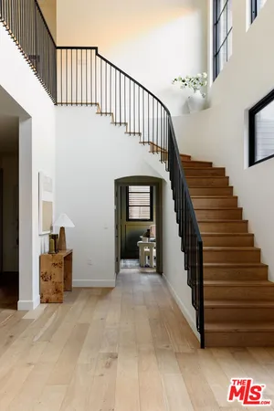 $30,000 | 1937 North Beverly Drive, Beverly Hills, CA 90210