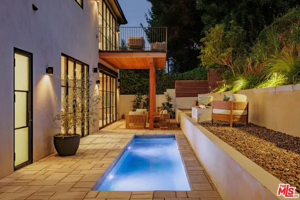 $30,000 | 1937 North Beverly Drive, Beverly Hills, CA 90210