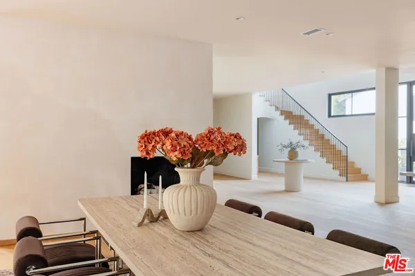 $30,000 | 1937 North Beverly Drive, Beverly Hills, CA 90210