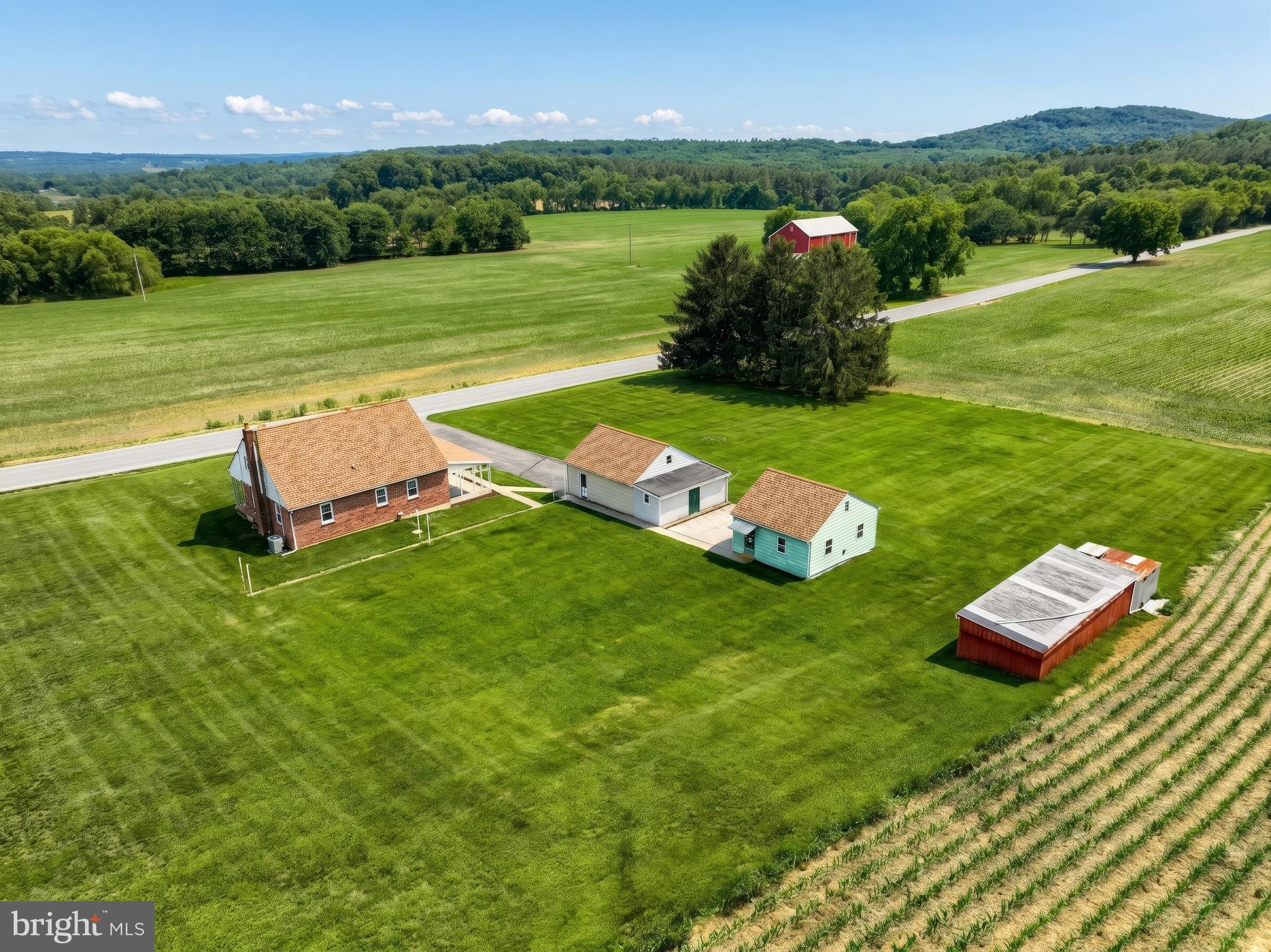 5026 Pigeon Hill Road Spring Grove, PA 17362 - Photo 2 of 49