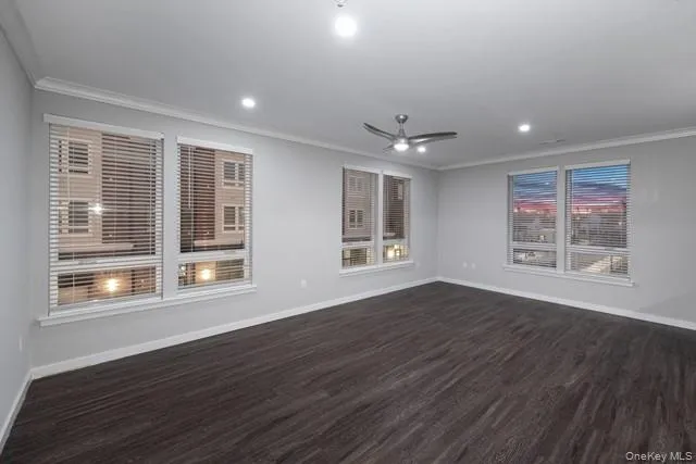 $4,270 | 119 Searing Avenue, Unit S101, Mineola, NY 11501