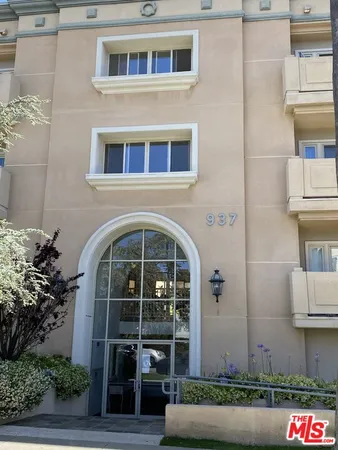 $7,550 | 937 12th Street, Unit 101, Santa Monica, CA 90403