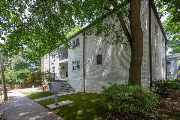 $2,500,000 | 880 St Charles Avenue Northeast, Atlanta, GA 30306
