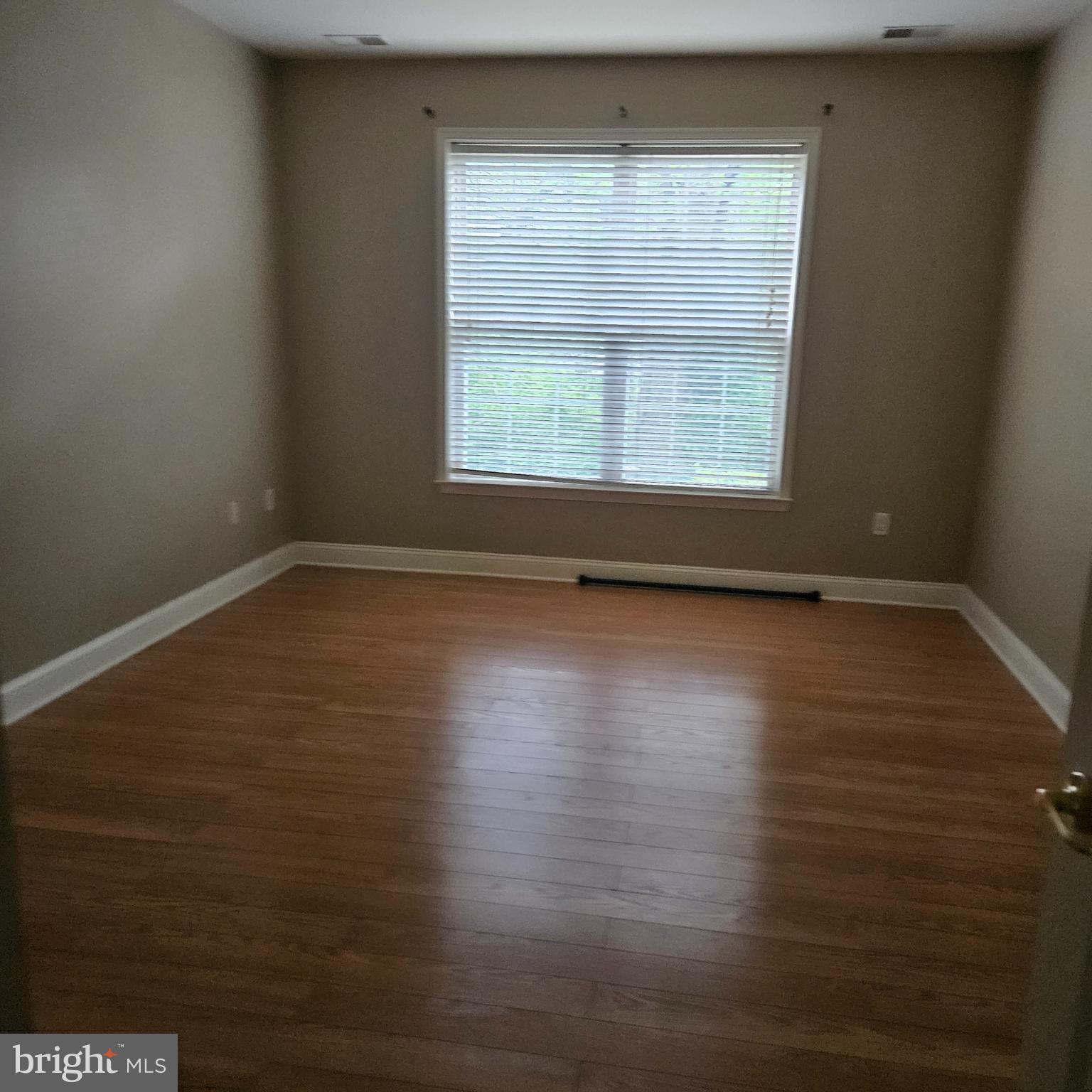 74 Kyle Way Trenton, NJ 08628 - Photo 15 of 31 Primary Bedroom