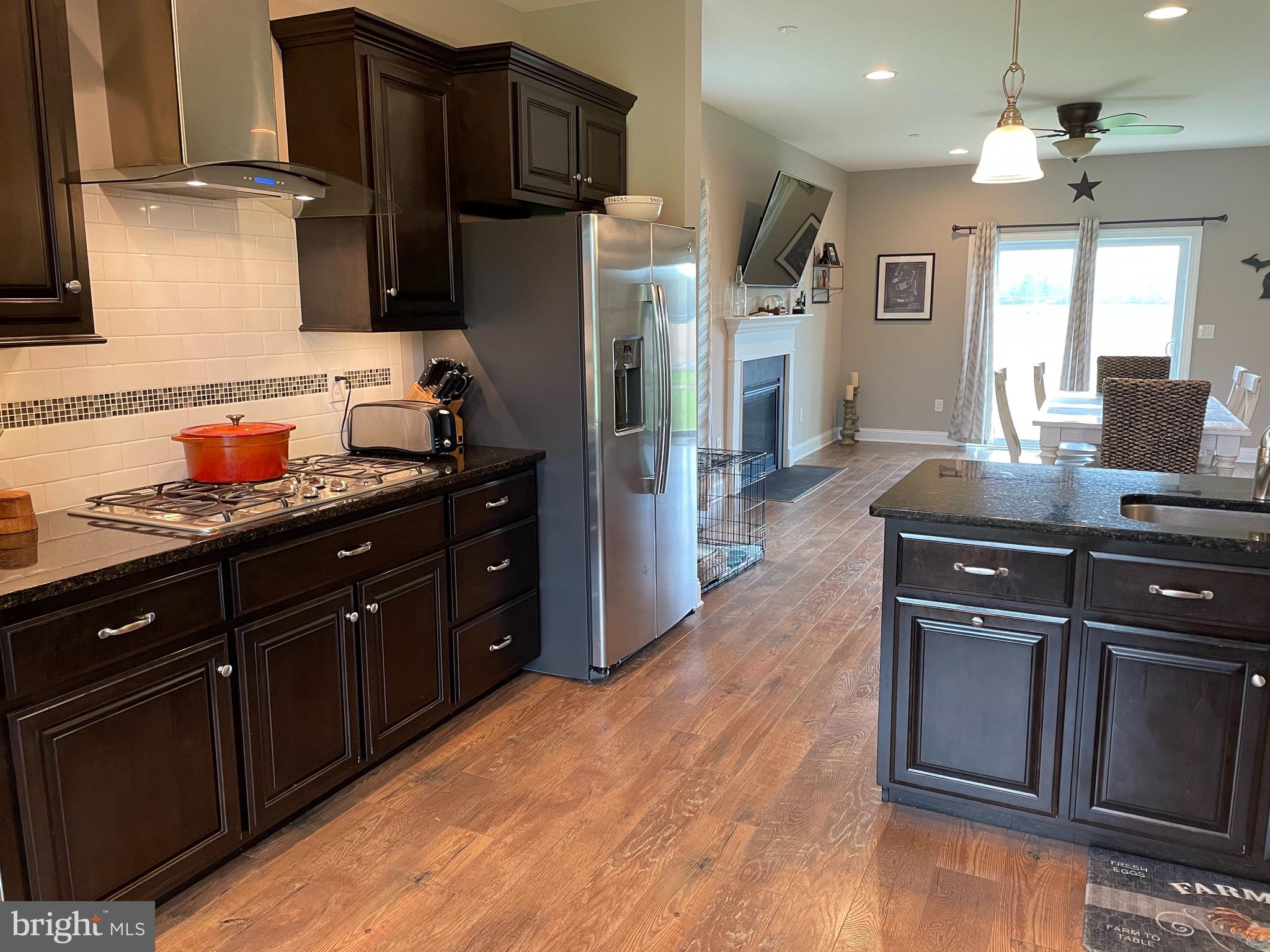 27980 Substation Road Denton, MD 21629 - Photo 16 of 48 Open family living space