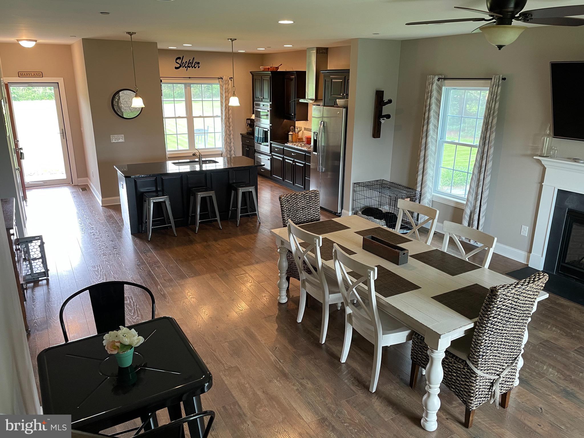 27980 Substation Road Denton, MD 21629 - Photo 22 of 48 Another view of open family living.