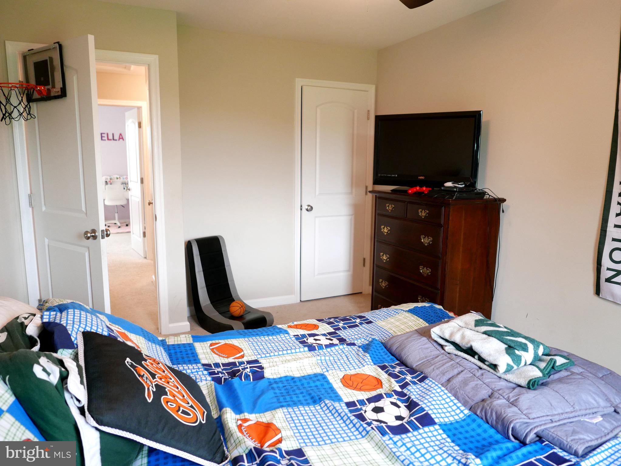 27980 Substation Road Denton, MD 21629 - Photo 43 of 48 Bedroom #3 with small walk-in closet