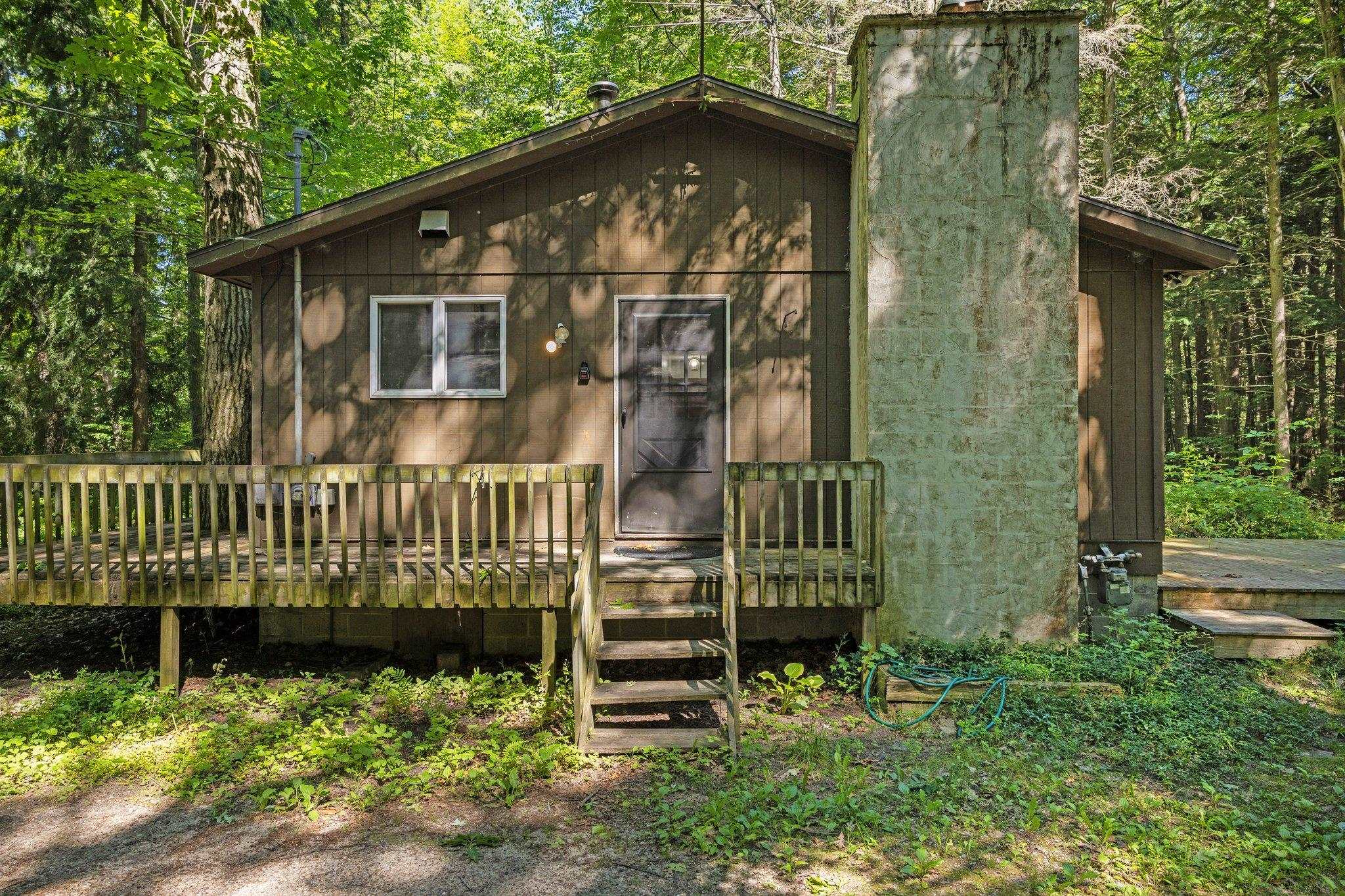 2823 Neahtawanta Road Traverse City, MI 49686 - Photo 23 of 33 1924458-9b1707e9-8529-4a74-ba74-cb5fdc6d85d5.JPG
