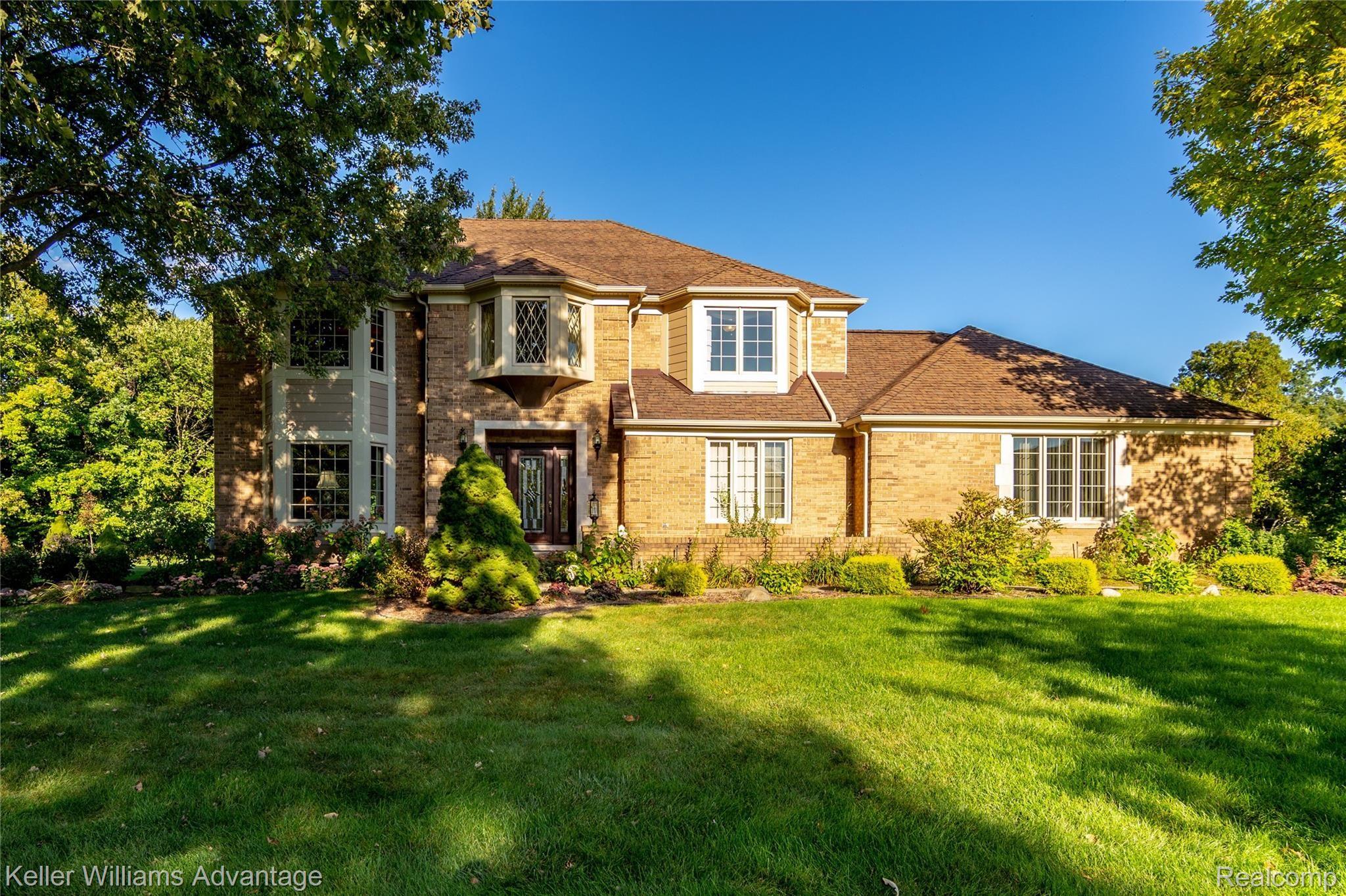 41274 Beacon Road Novi, MI 48375 - Photo 1 of 48 41274 Beacon-1-12.jpg