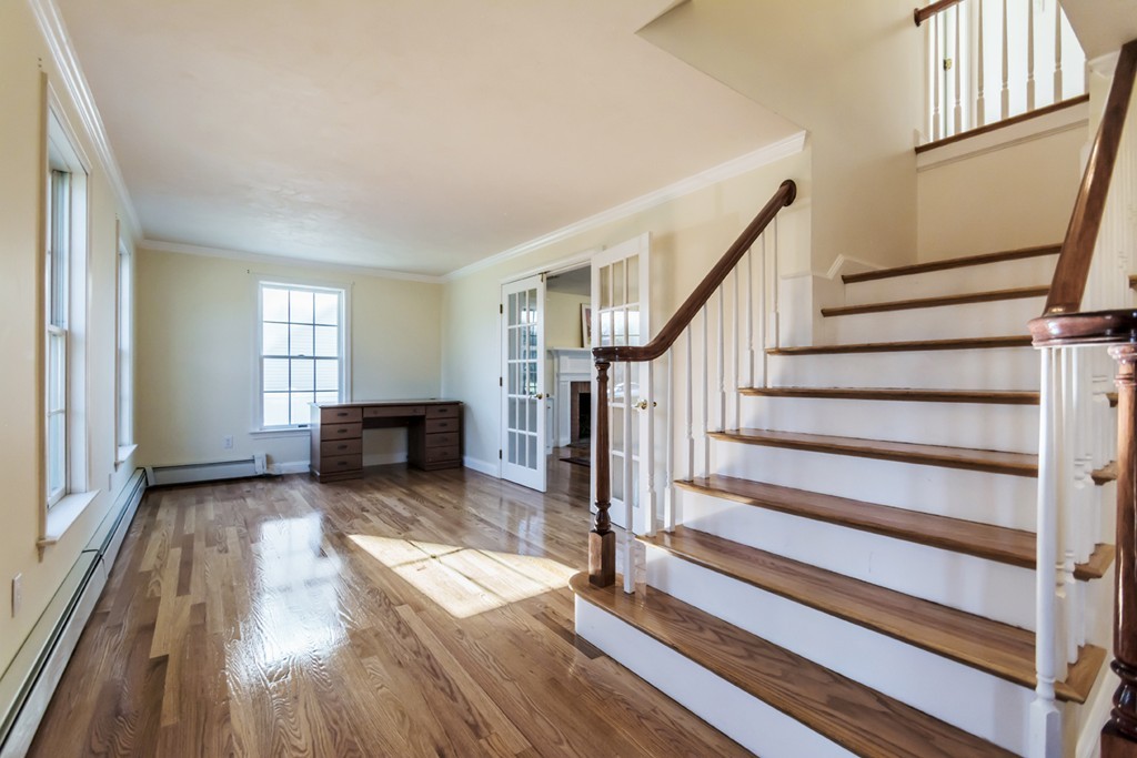 5 Rosedale Avenue North Andover, MA 01845 - Photo 3 of 30 Gallery Image 3