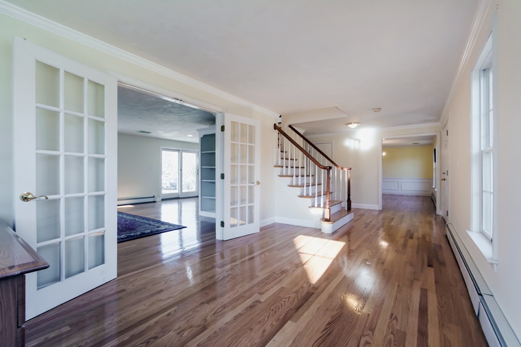 5 Rosedale Avenue North Andover, MA 01845 - Photo 4 of 30 Gallery Image 4