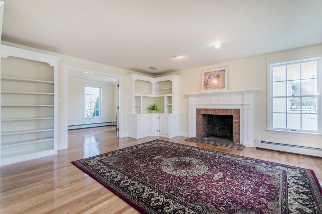 5 Rosedale Avenue North Andover, MA 01845 - Photo 8 of 30 Gallery Image 8