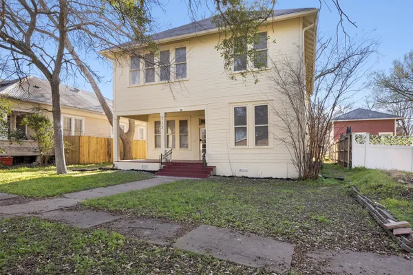 $1,200 | 715 Porter Street, Unit 1, Taylor, TX 76574