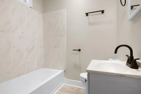 $1,200 | 715 Porter Street, Unit 1, Taylor, TX 76574