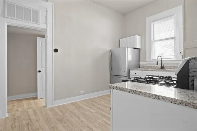 $1,200 | 715 Porter Street, Unit 1, Taylor, TX 76574