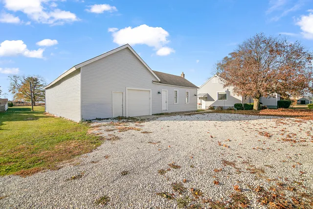 $160,000 | 509 North Raub Avenue, Donovan, IL 60931