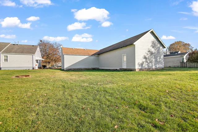 $160,000 | 509 North Raub Avenue, Donovan, IL 60931