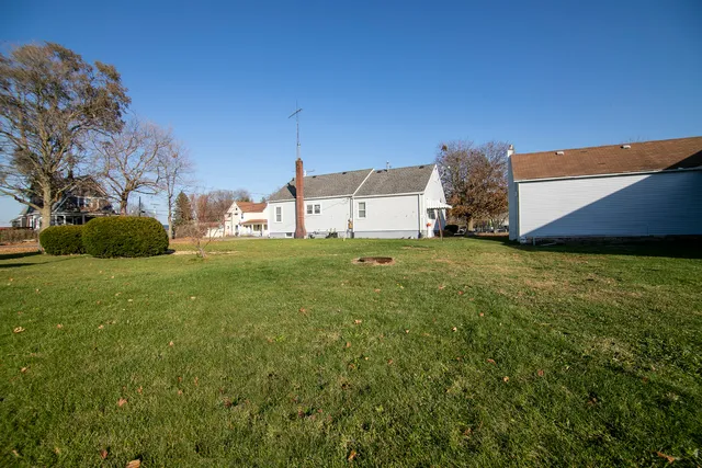 $160,000 | 509 North Raub Avenue, Donovan, IL 60931