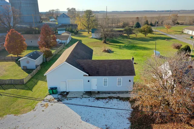 $160,000 | 509 North Raub Avenue, Donovan, IL 60931