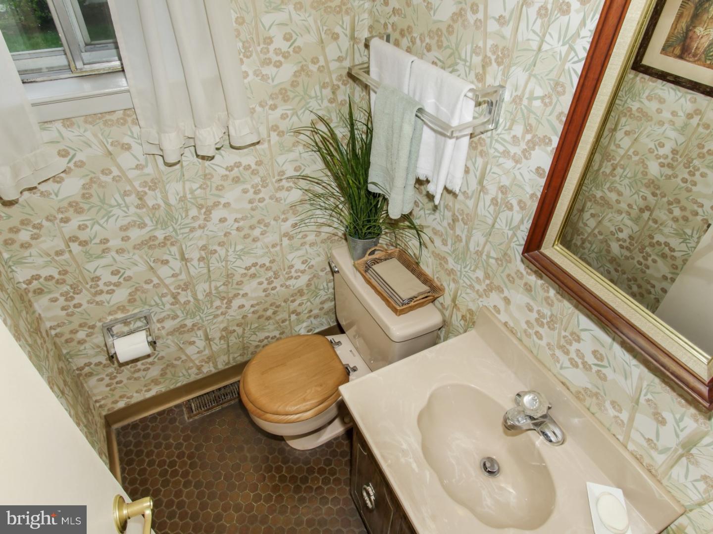 519 Elford Road Fairless Hills, PA 19030 - Photo 15 of 25 Bathroom