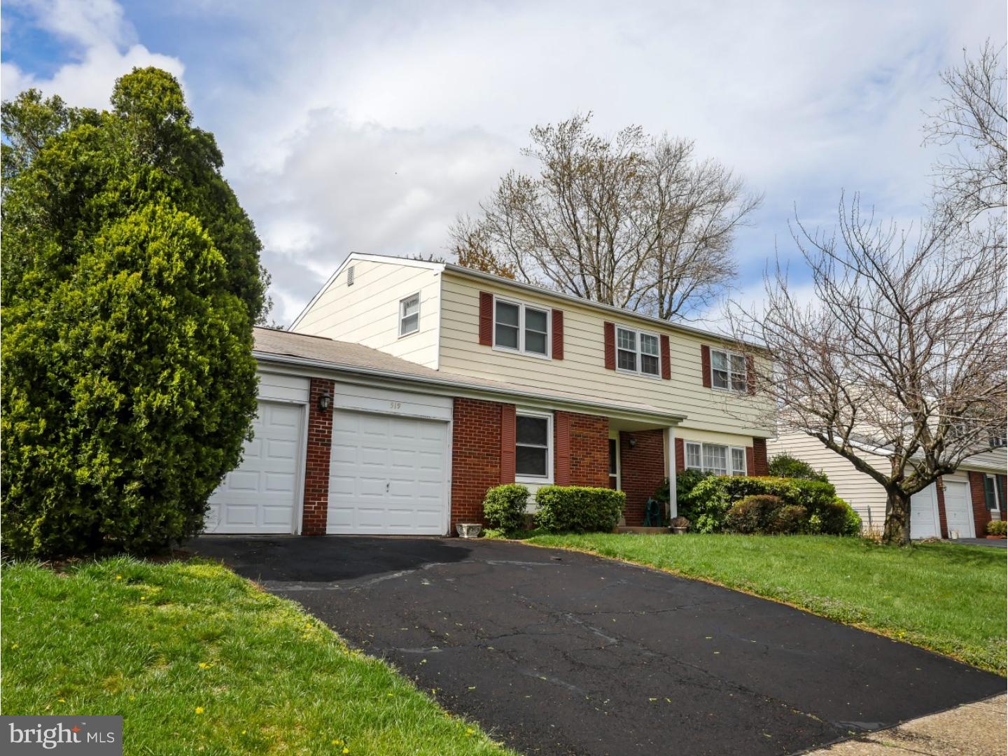 519 Elford Road Fairless Hills, PA 19030 - Photo 3 of 25 Garage