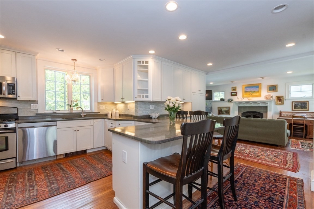 6 Willow Street Wellesley, MA 02481 - Photo 2 of 37