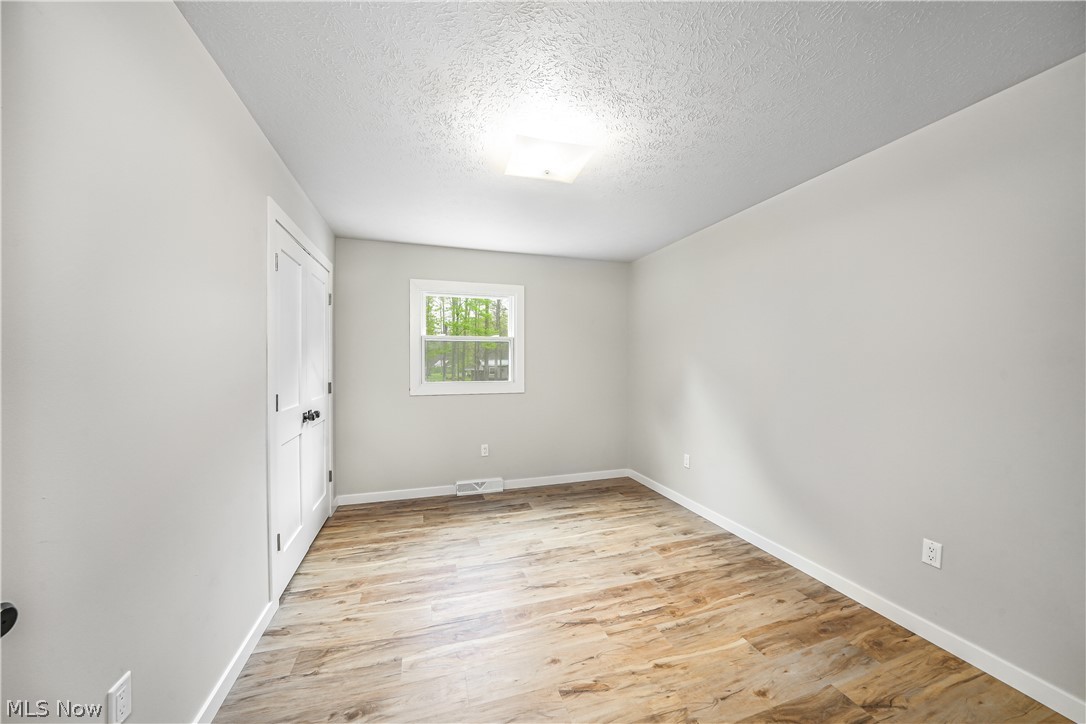 9564 Wolf Road Windham, OH 44288 - Photo 16 of 48