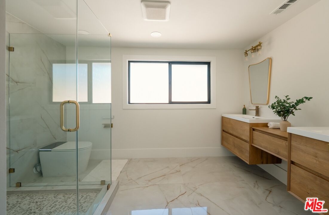 17601 McCormick Street Encino, CA 91316 - Photo 25 of 33