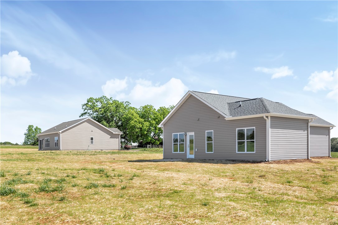 113 Dickard Road Walhalla, SC 29691 - Photo 7 of 26 Gallery Image 7