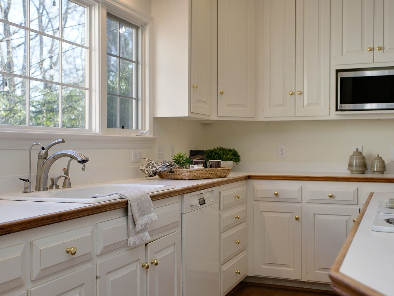 2114 White Oak Road Raleigh, NC 27608 - Photo 16 of 30 Photo 16