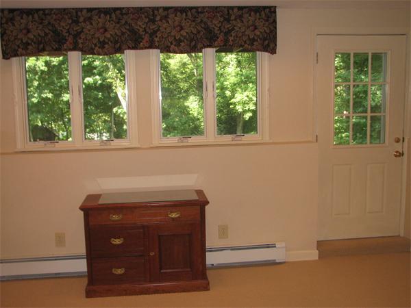 37 Reynolds Road Wakefield, MA 01880 - Photo 18 of 21 Gallery Image 18