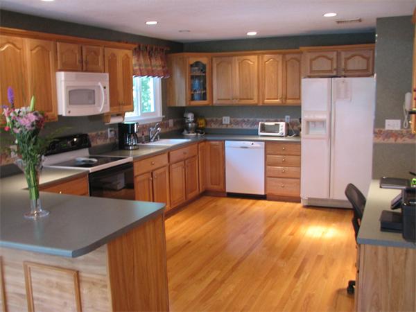 37 Reynolds Road Wakefield, MA 01880 - Photo 8 of 21 Gallery Image 8