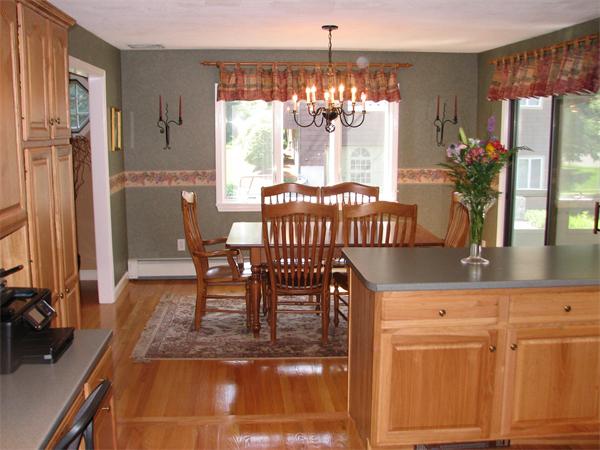 37 Reynolds Road Wakefield, MA 01880 - Photo 9 of 21 Gallery Image 9