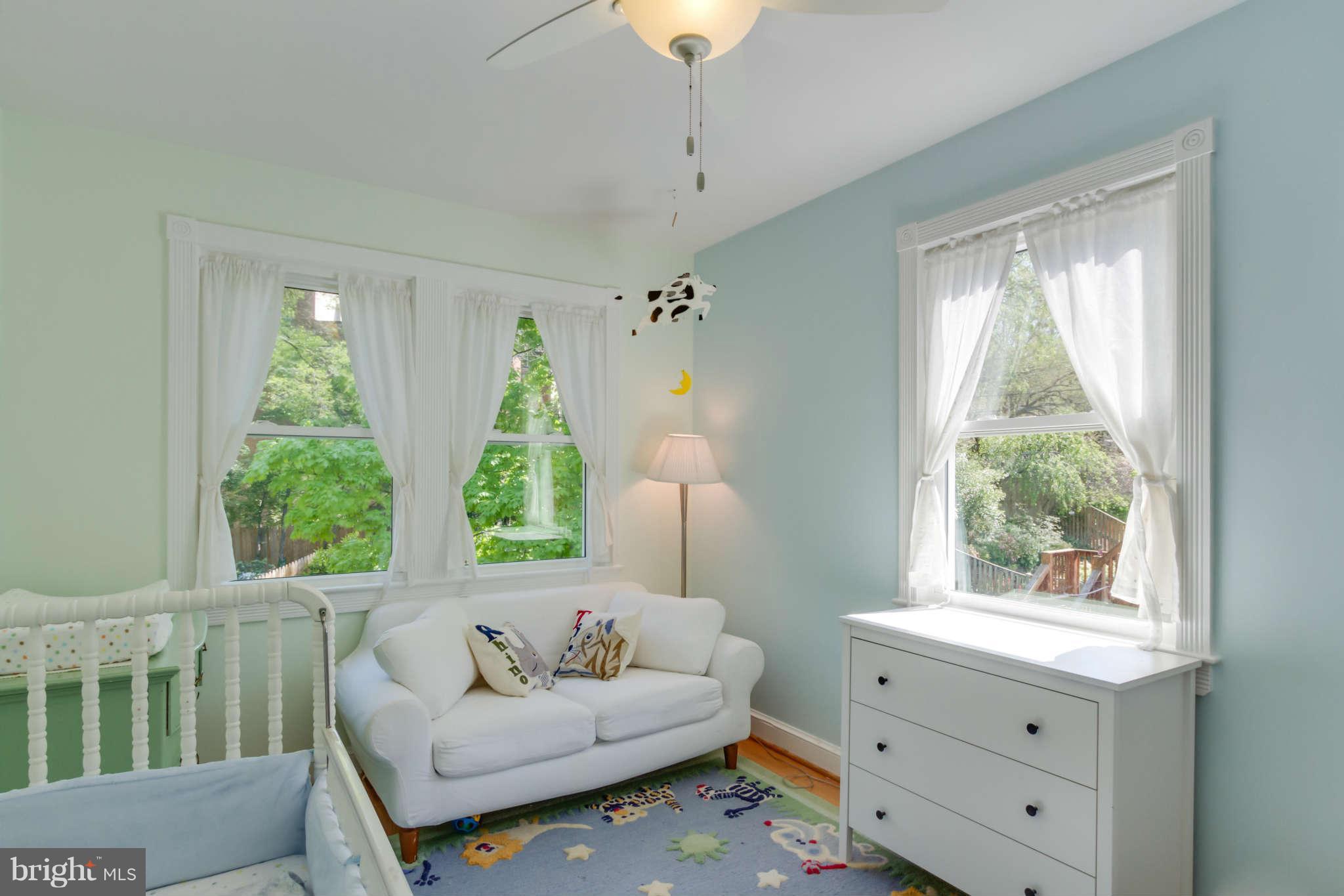 4837 Reservoir Road Northwest Washington, DC 20007 - Photo 12 of 25 Bedroom