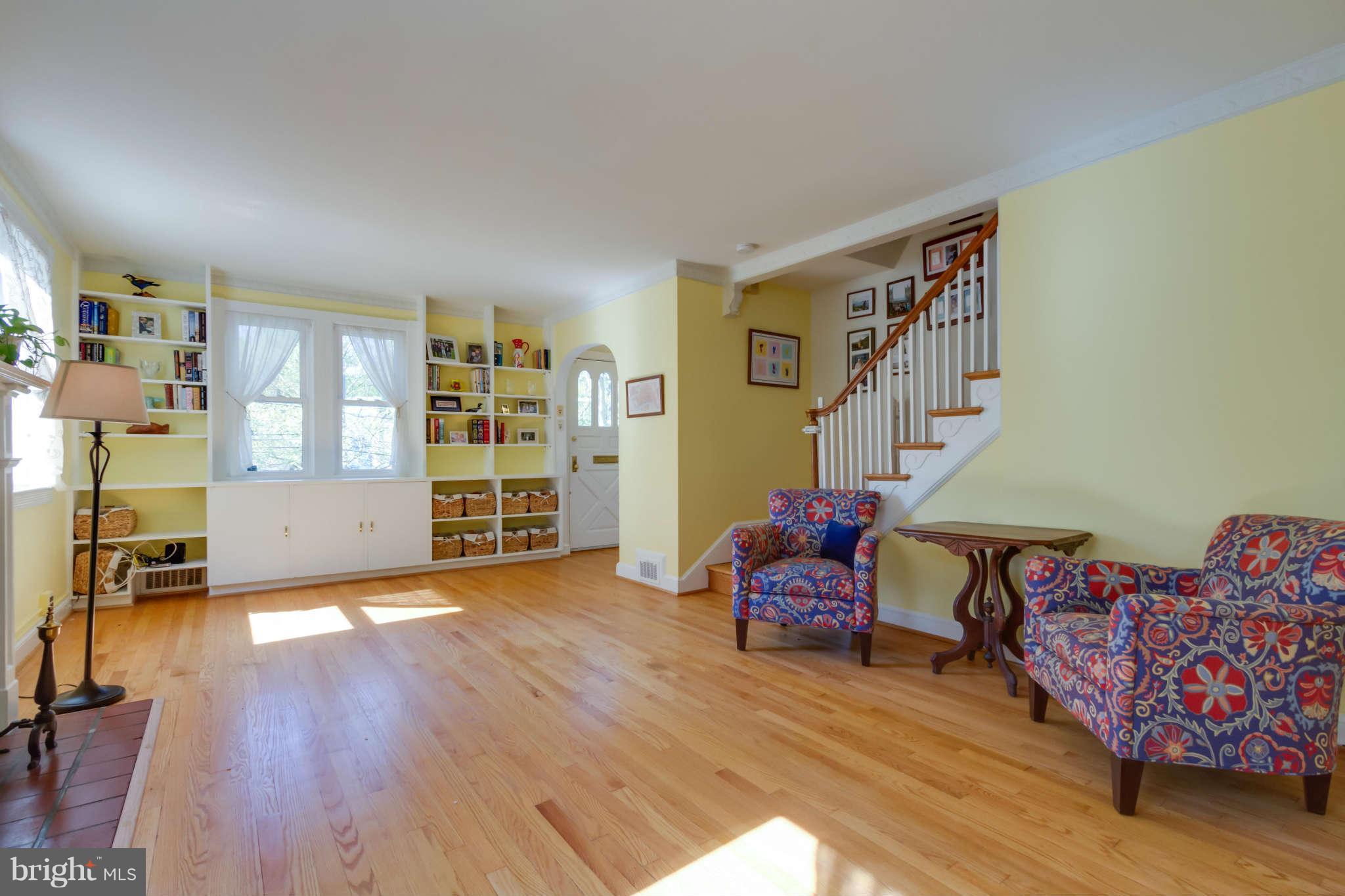 4837 Reservoir Road Northwest Washington, DC 20007 - Photo 5 of 25 Family Room