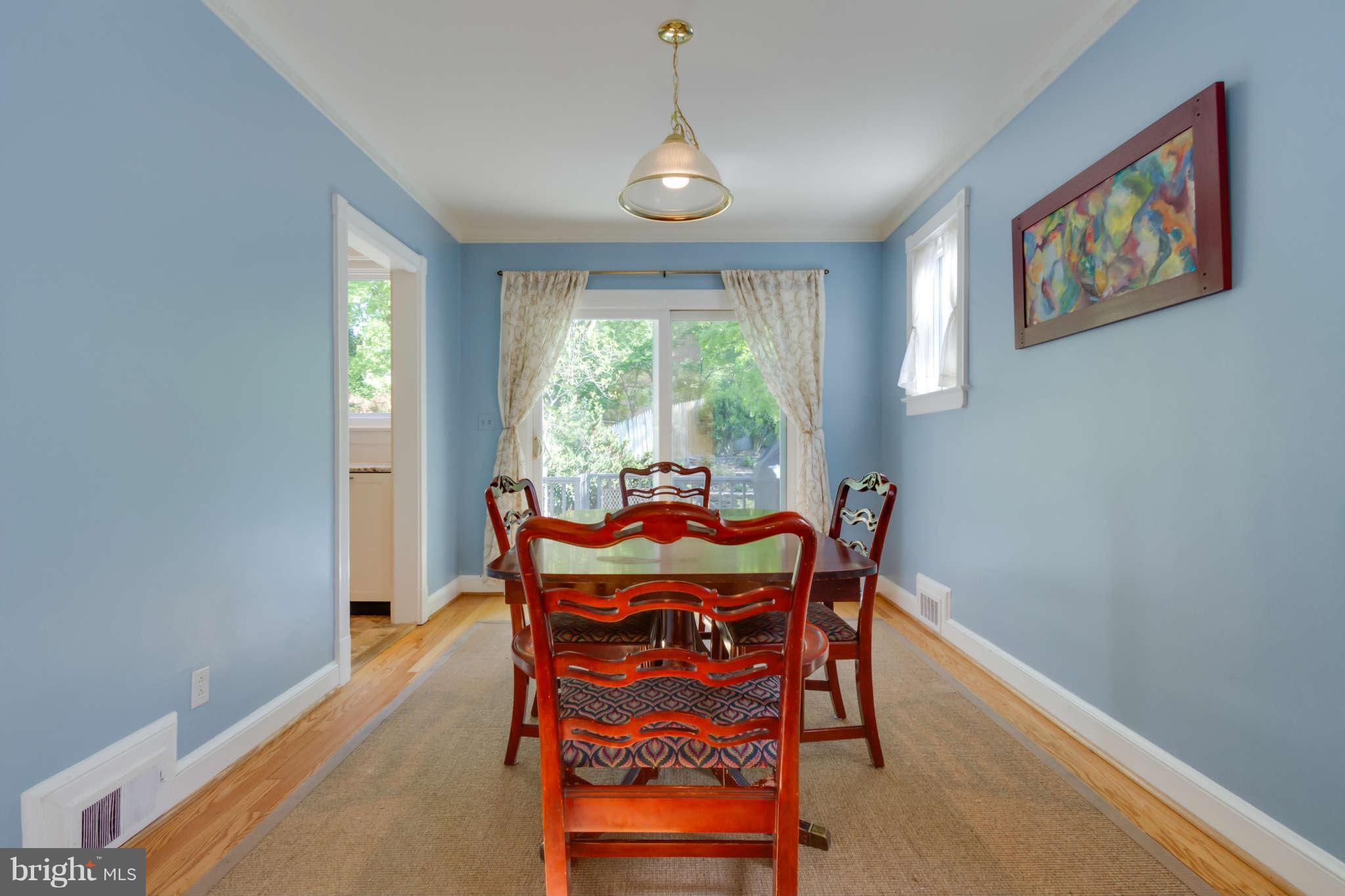 4837 Reservoir Road Northwest Washington, DC 20007 - Photo 6 of 25 Dining Room