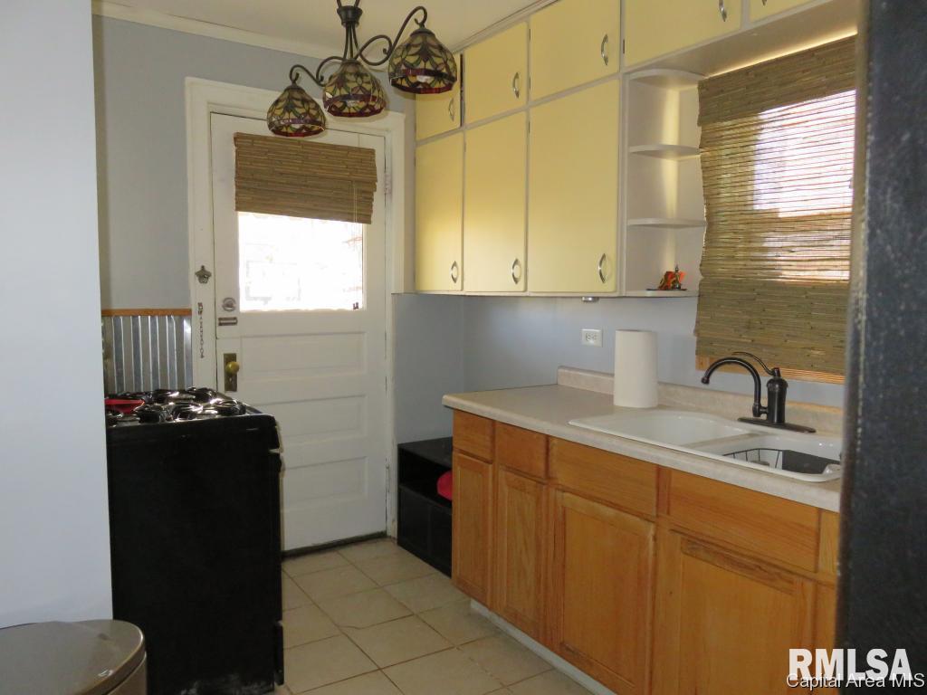 418 West Allen Street Springfield, IL 62704 - Photo 7 of 36 Gallery Image 7