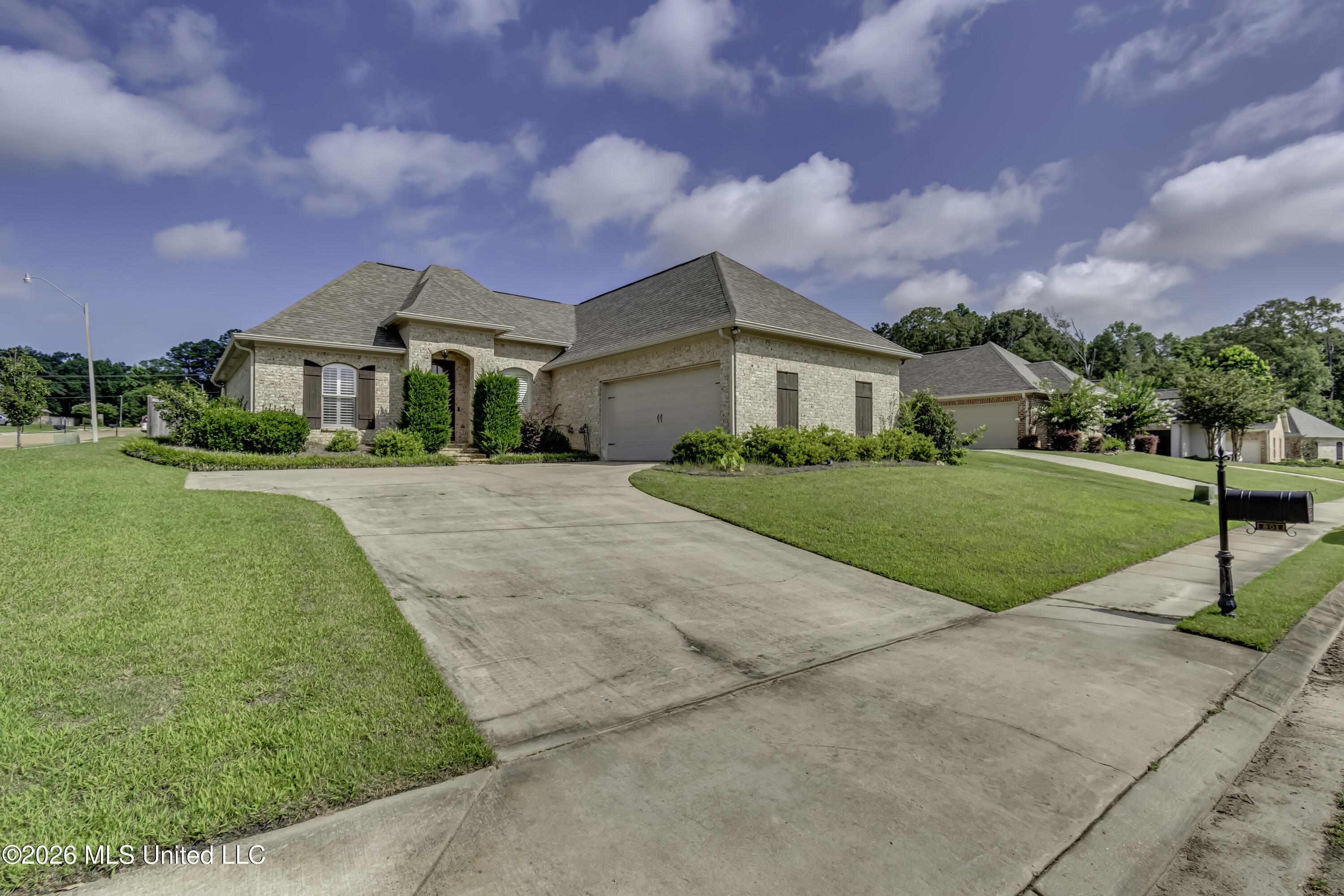 801 Bryce Street Brandon, MS 39047 - Photo 5 of 47 801 Bryce St--5 - Copy