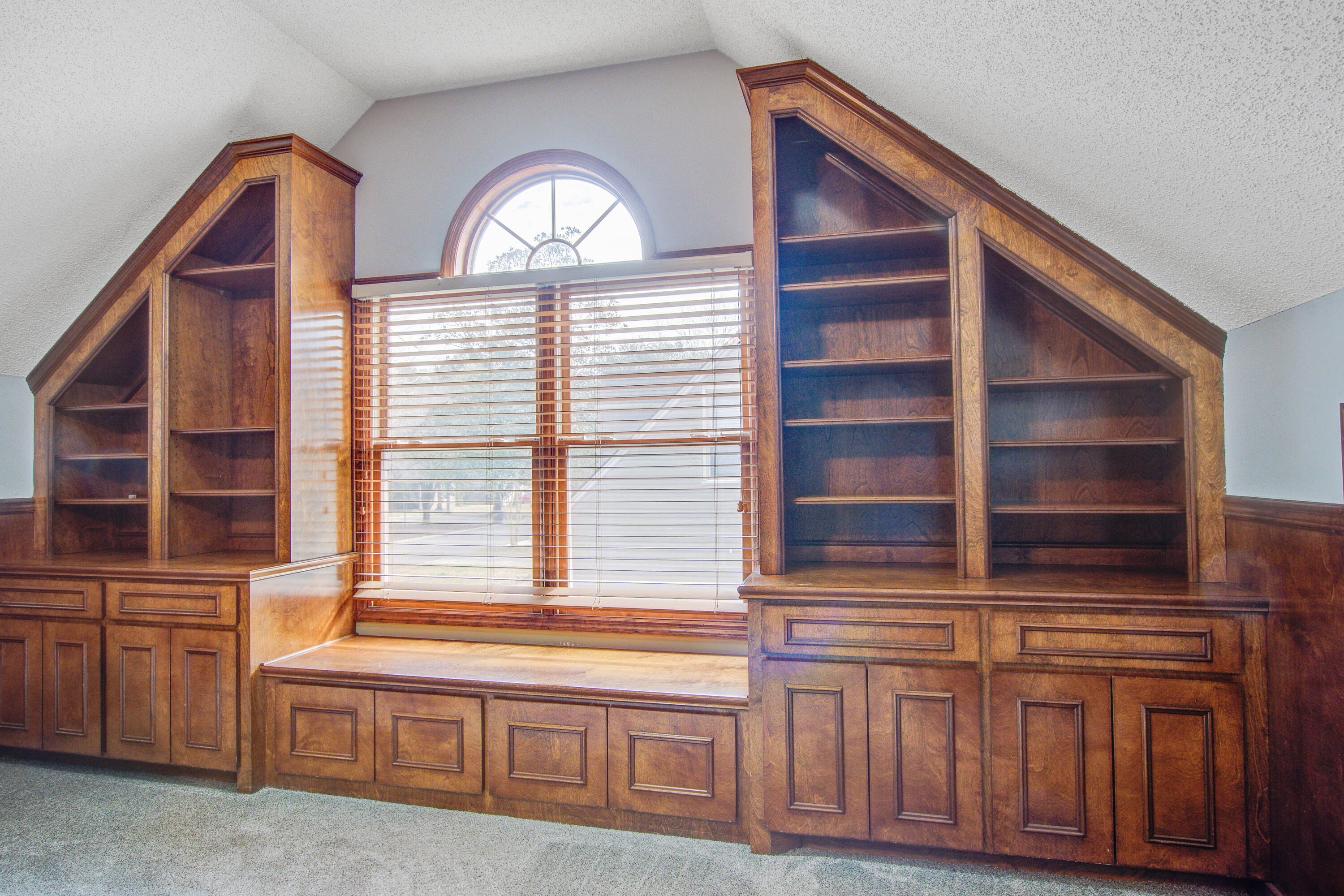 208 Fort Street Summerville, SC 29485 - Photo 11 of 36 208_(11)