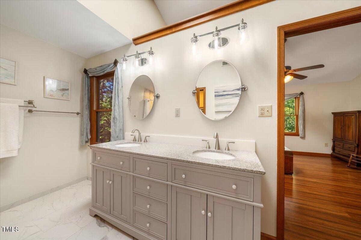 114 Ripley Court Cary, NC 27513 - Photo 11 of 18 21-aINT_018