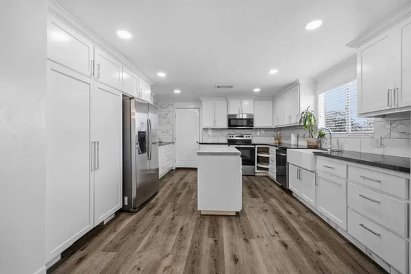 $599,000 | 29205 Road 210, Exeter, CA 93221