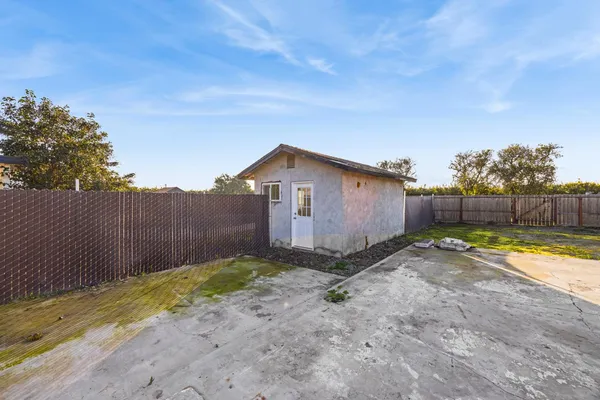 $594,999 | 29205 Road 210, Exeter, CA 93221