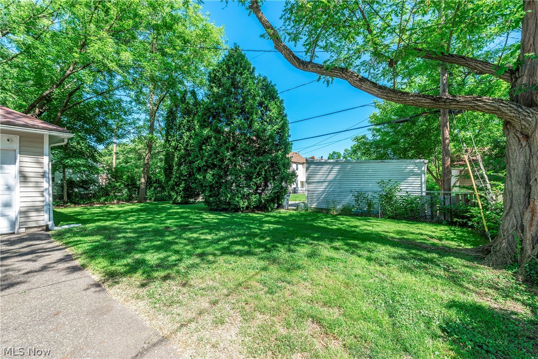 1395 Delia Avenue Akron, OH 44320 - Photo 38 of 50