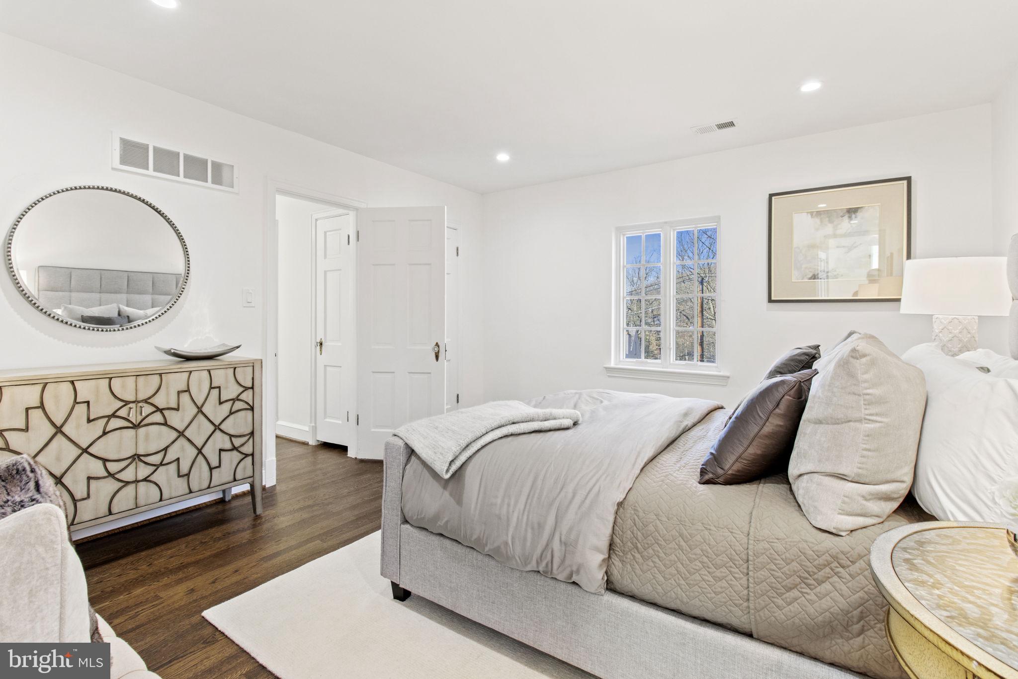 3210 Rolling Road Chevy Chase, MD 20815 - Photo 35 of 91