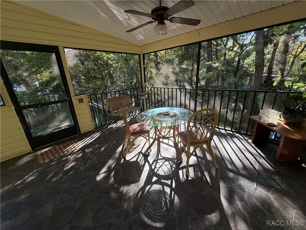 68 Canterbury Road Inglis, FL 34449 - Photo 12 of 20