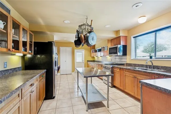 $379,000 | 2017 Charles Drive, Chalmette, LA 70043