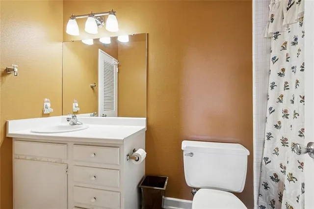 $379,000 | 2017 Charles Drive, Chalmette, LA 70043