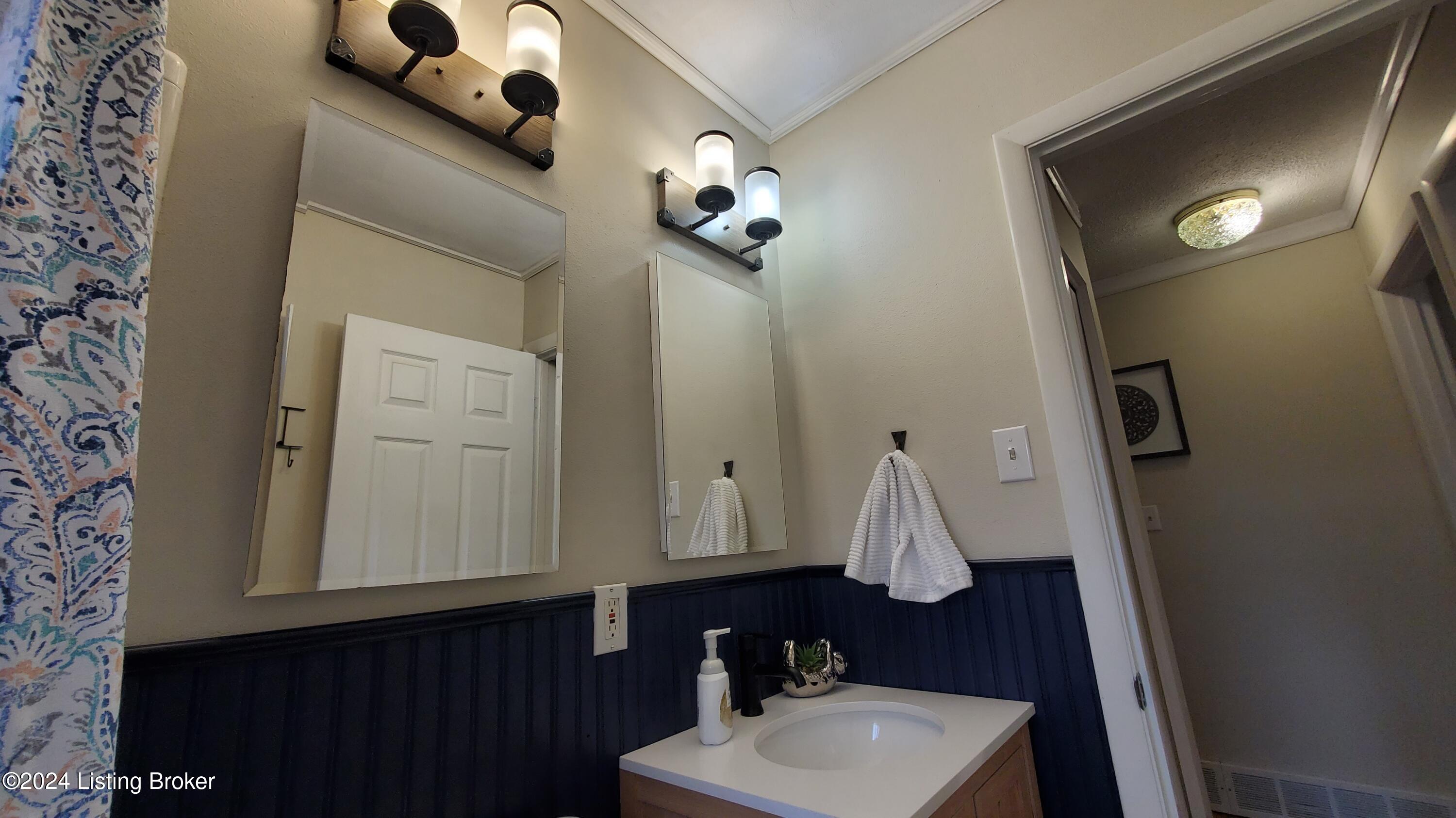 9330 Fairground Road Louisville, KY 40291 - Photo 14 of 27 20241209_105404